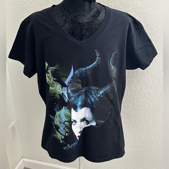 Disney Store Maleficent Graphic Tee - Picture 2 of 6